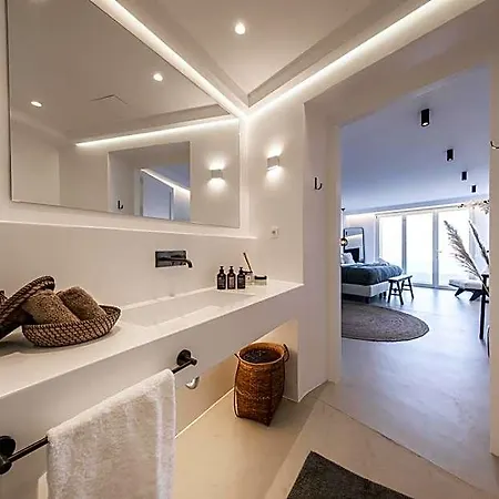 Joy Mykonos Boutique * Ano Mera