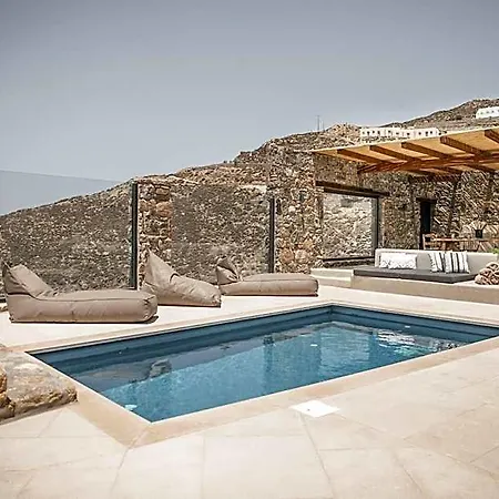 Joy Mykonos Boutique Ano Mera